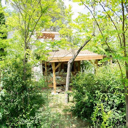 Bed and Breakfast Nuitées Bohèmes Gajan  Esterno foto