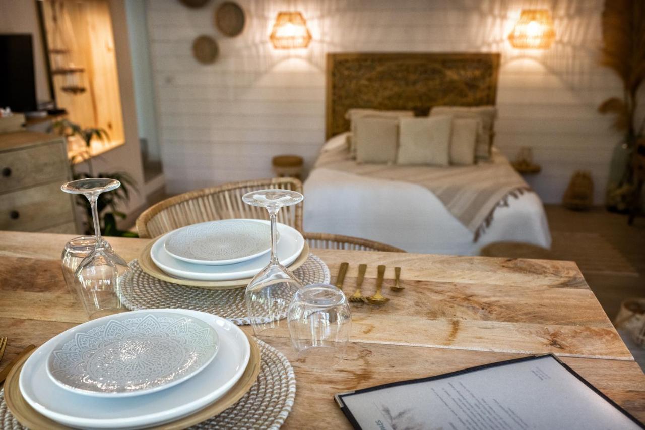 Bed and Breakfast Nuitées Bohèmes Gajan  Esterno foto