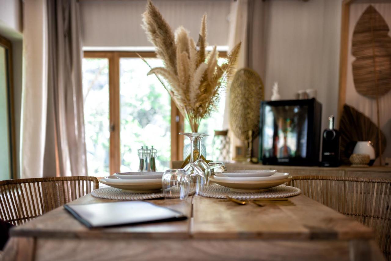 Bed and Breakfast Nuitées Bohèmes Gajan  Esterno foto