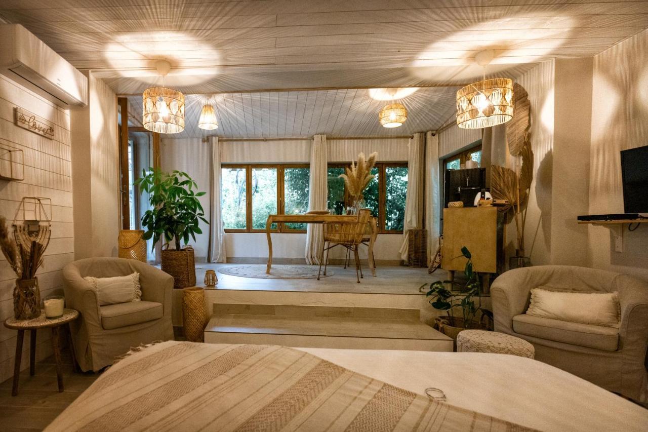 Bed and Breakfast Nuitées Bohèmes Gajan  Esterno foto